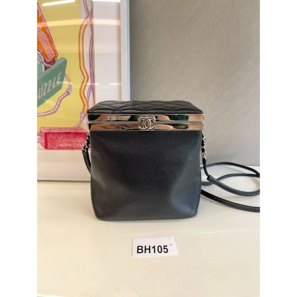 Chanel Women Pre-Loved Bag Very Good Condition